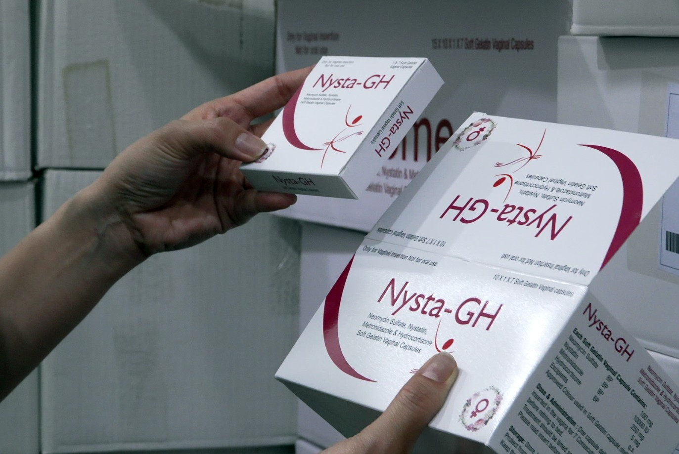 Vụ thu giữ hơn 100 tấn thực phẩm chức năng, thiết bị y tế giả: Điểm tên những mặt hàng đã bán ra thị trường ảnh 14