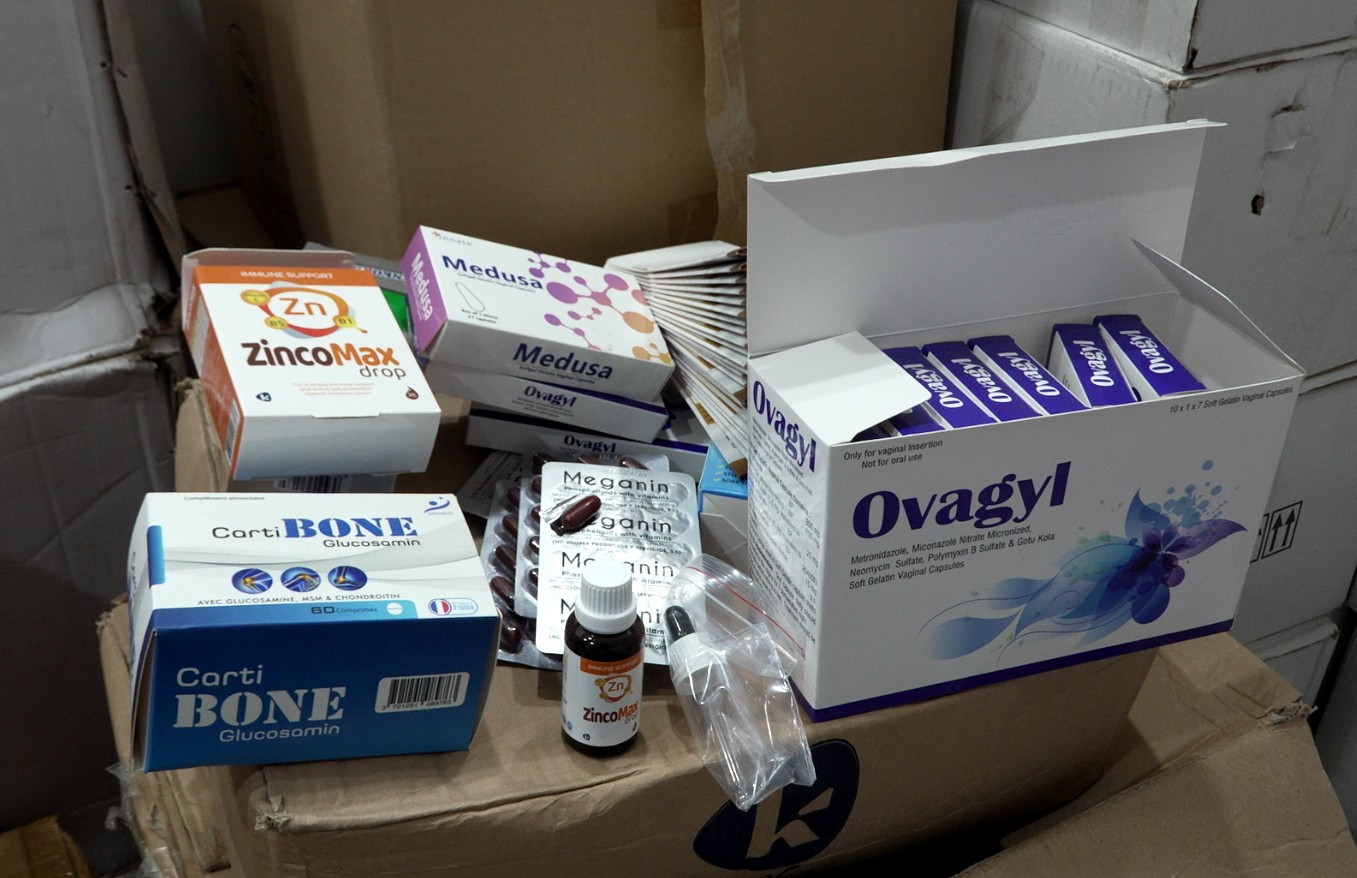 Vụ thu giữ hơn 100 tấn thực phẩm chức năng, thiết bị y tế giả: Điểm tên những mặt hàng đã bán ra thị trường ảnh 10