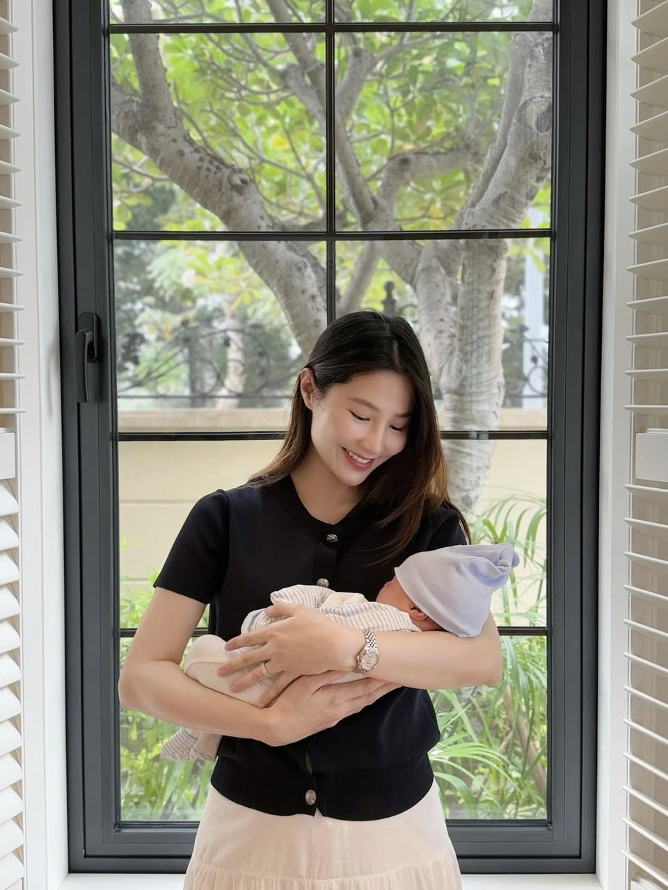 Mai Ngọc, Nhật Kim Anh, Yến Xuân khoe dáng thon gọn sau sinh, nhưng Diễm My mới thực sự gây ngỡ ngàng- Ảnh 9.