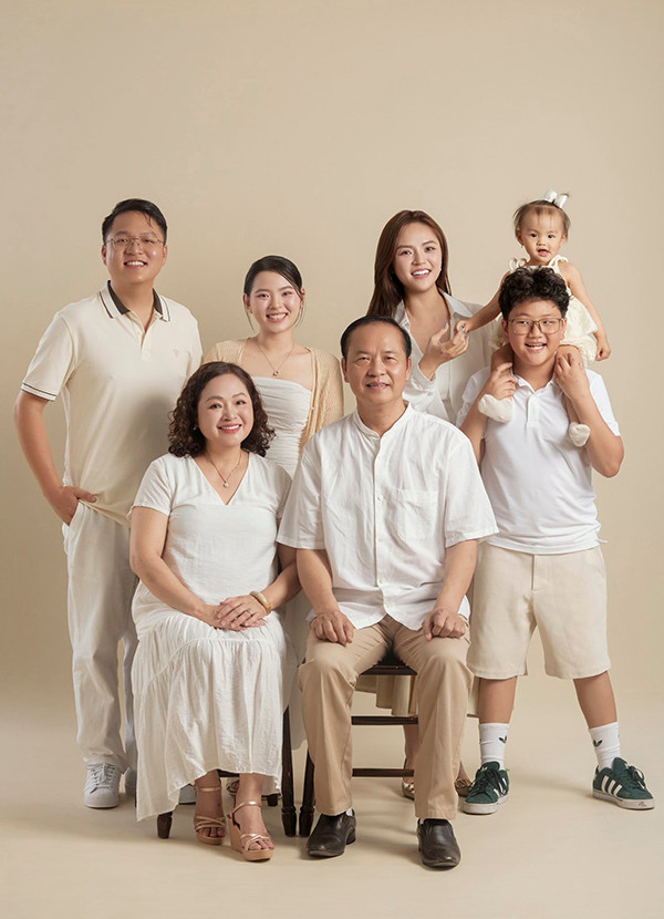 Con trai đời thực tròn 10 tuổi của bà Liên phim 'Cha tôi người ở lại'- Ảnh 9.