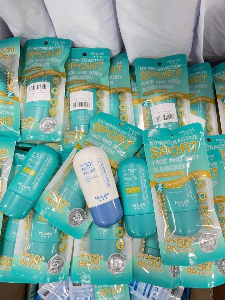 Hơn 78.223 sản phẩm mỹ phẩm, thiết bị điện tử,... giả bị phát hiện ở Thái Lan: Đường dây khủng do 2 nghi phạm Trung Quốc cầm đầu- Ảnh 7.