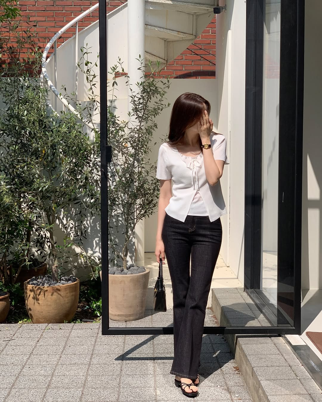 Thời tiết mát mẻ, tranh thủ lên đồ layer để sành điệu và trẻ trung như phụ nữ Hàn- Ảnh 7.