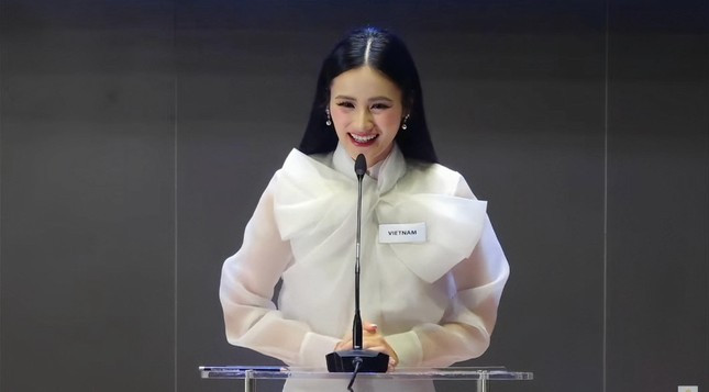 Ý Nhi trượt nhiều phần thi phụ ở Hoa hậu Thế giới ảnh 1