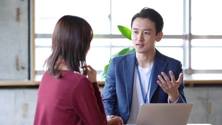 11 câu nói khó chịu khi gặp lần đầu khiến bạn bị ghét ngay lập tức - Ảnh 4.