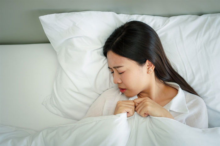 4 dấu hiệu khi ngủ cảnh báo tim đang bị bệnh tuyệt đối không được chủ quan