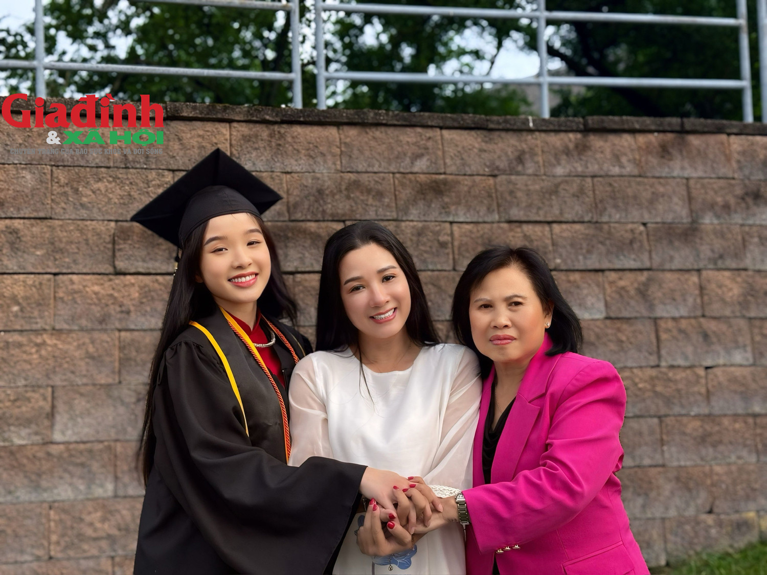 base64 17482132505256416507.jpg