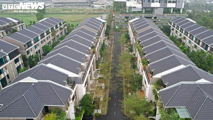 Chuyên gia cho rằng đã đến lúc cần đánh thuế nhà đất bỏ hoang. (Ảnh minh họa: Minh Đức).