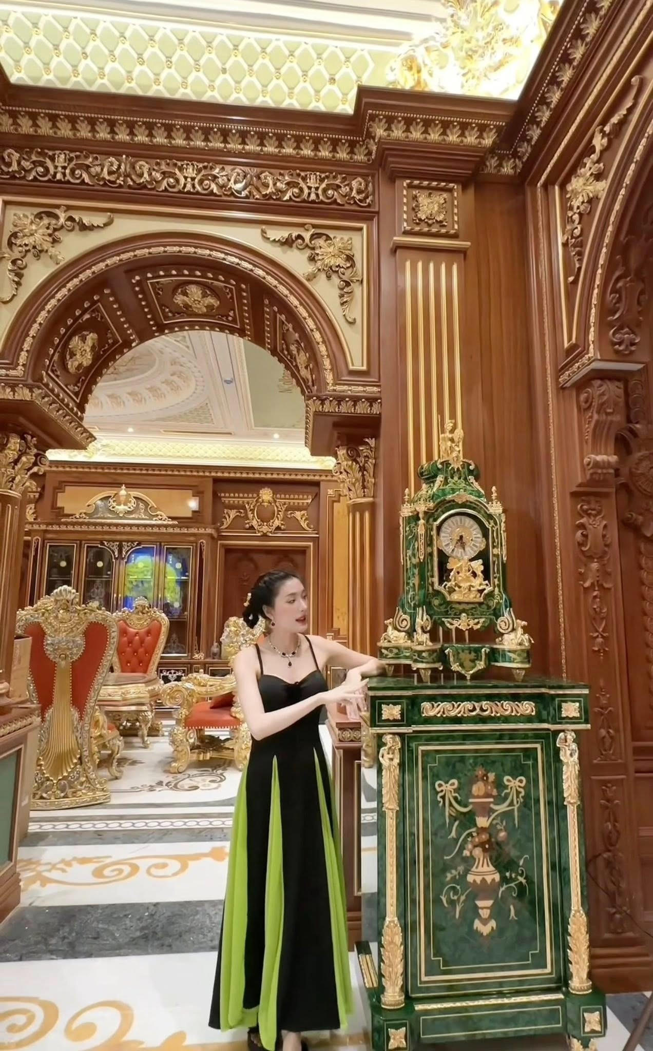 Choáng khối tài sản cực khủng của Ngân Collagen trước khi vướng ồn ào thuốc giảm cân