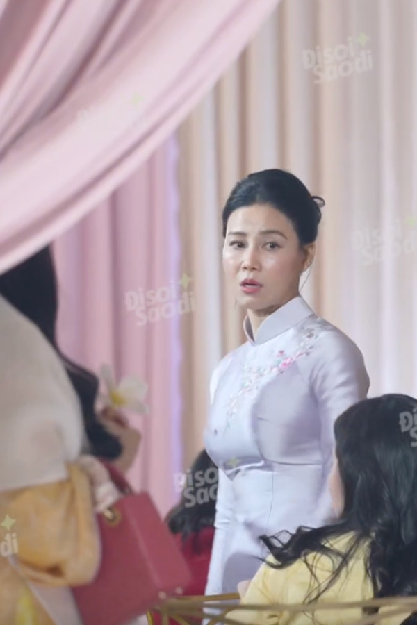 Mẹ ruột Á hậu Phương Nhi: Doanh nhân thành đạt xứ Thanh, tuổi 48 con cái đã khôn lớn trưởng thành - Ảnh 9.