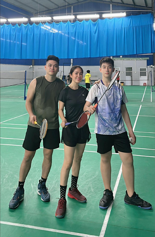 Chiều cao ở tuổi 12 gây ngạc nhiên của con trai Lê Phương - Quách Ngọc Ngoan - Ảnh 6.