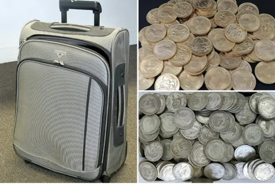 Mua vali cũ, người đàn ông