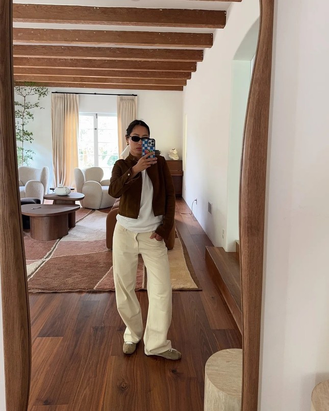 Các cô nàng theo chủ nghĩa tối giản cũng mê mệt các xu hướng thời trang này ảnh 6