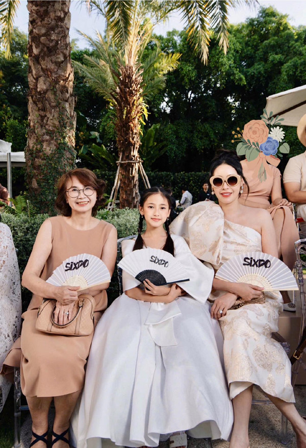 Mẹ ruột Hoa hậu Hà Kiều Anh: Nữ doanh nhân mạnh mẽ, tuổi xế chiều có hạnh phúc mới bình yên - Ảnh 2.