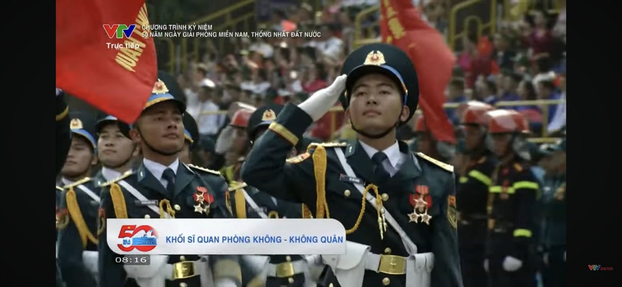 Ảnh ngoài đời và chuyện tình cảm của khối trưởng điển trai đang cực hot- Ảnh 3.