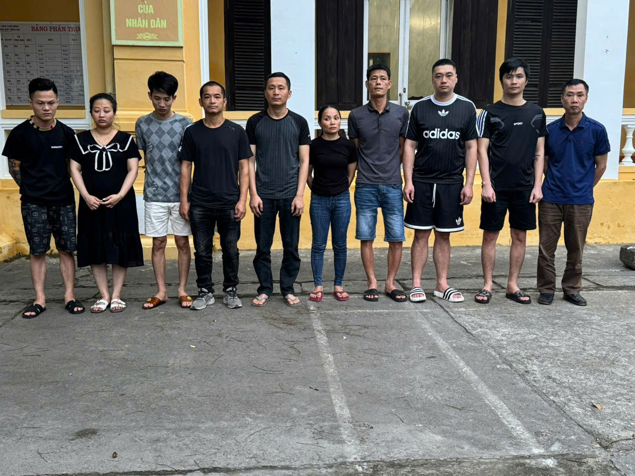 Đường dây đánh bạc 1.000 tỉ đồng, dùng AI để