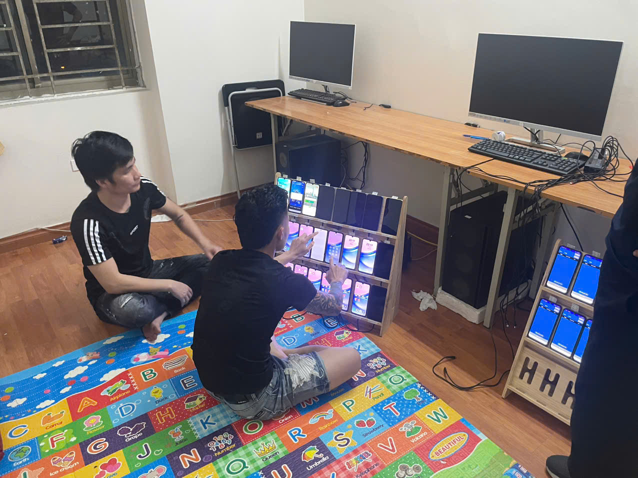 Đường dây đánh bạc 1.000 tỉ đồng, dùng AI để