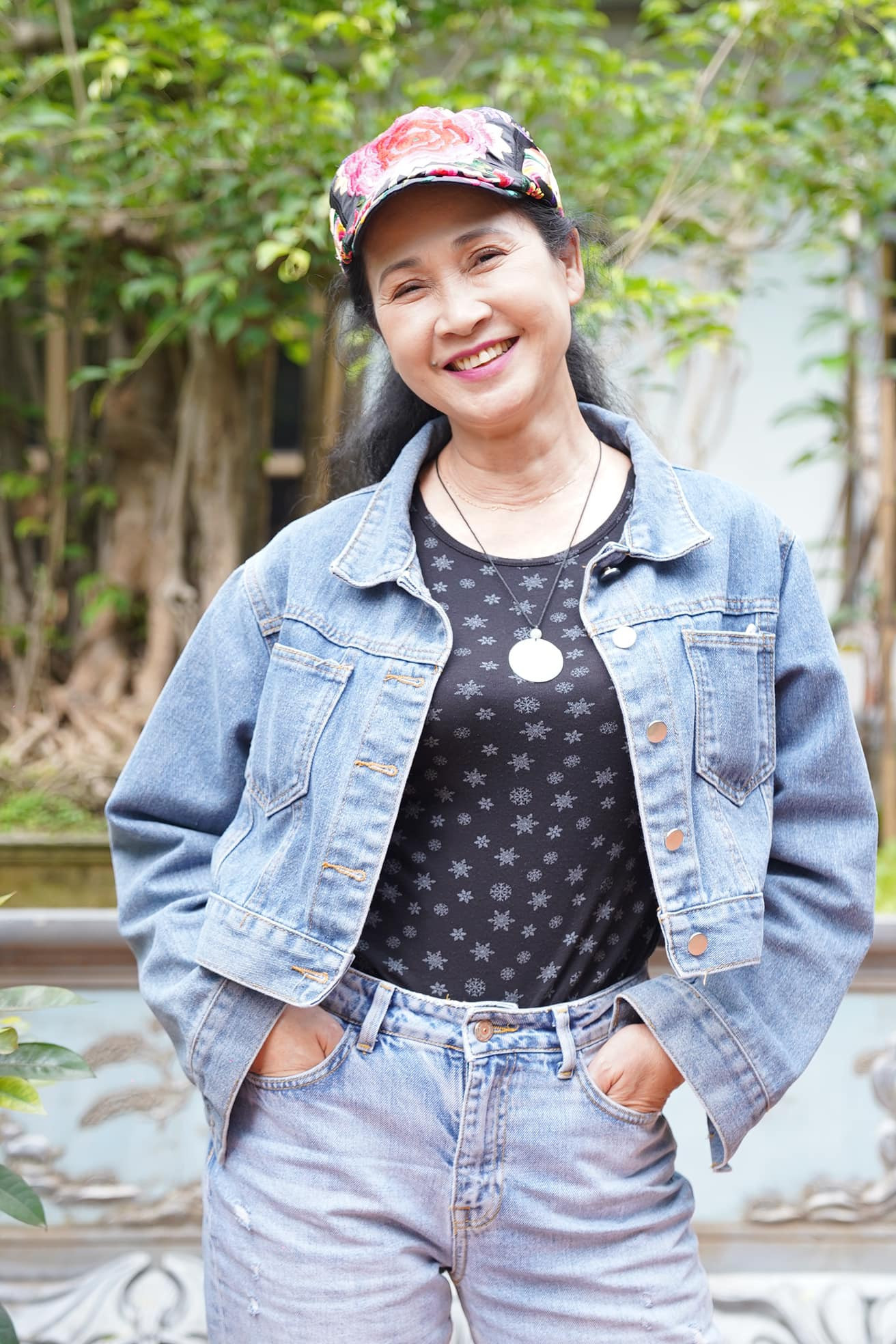 Đã lên chức bà nội, NSND gốc Hà thành quen mặt trong các phim giờ vàng VTV vẫn tươi trẻ, nhiều năng lượng - Ảnh 10.