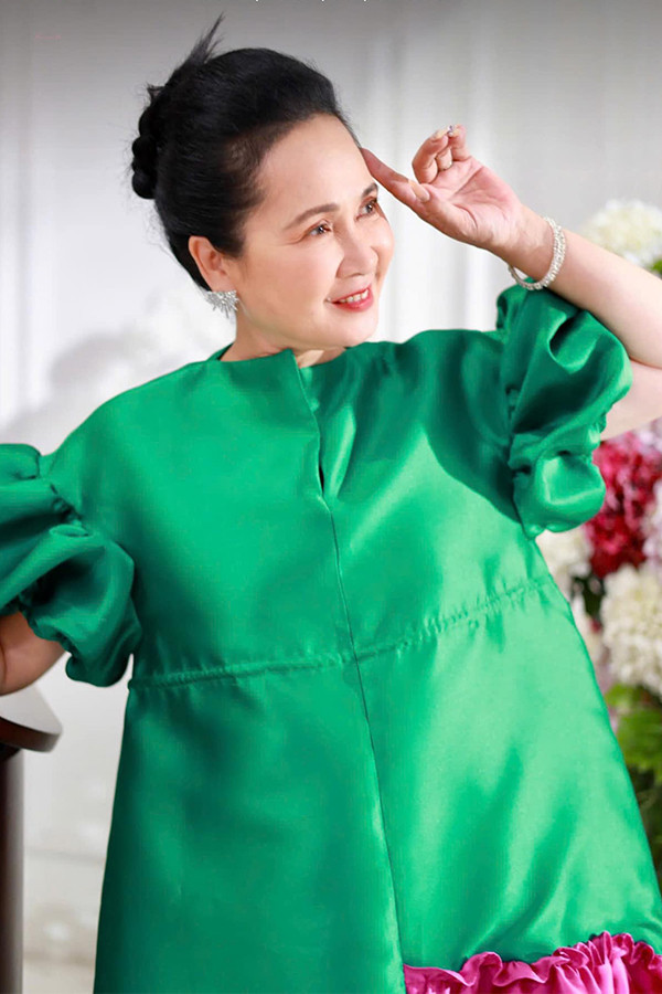Đã lên chức bà nội, NSND gốc Hà thành quen mặt trong các phim giờ vàng VTV vẫn tươi trẻ, nhiều năng lượng - Ảnh 6.