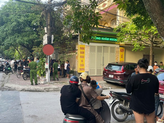 Vụ bệnh nhân tử vong tại phòng khám tư: Lịm dần, không phản xạ sau khi tiêm thuốc gây tê ảnh 1