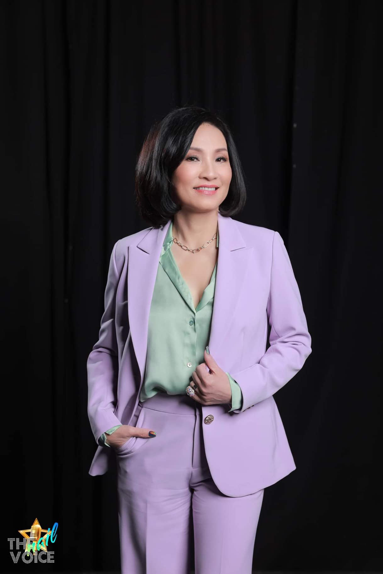 Nữ diễn viên nổi tiếng ly hôn ở tuổi trung niên có nhan sắc 'hack' tuổi- Ảnh 8.