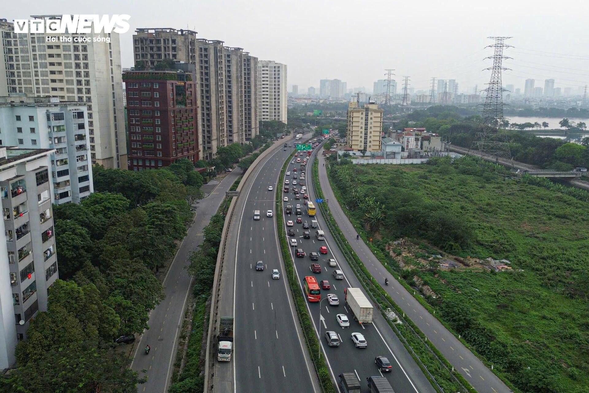 Cửa ngõ Thủ đô ùn ứ trong ngày cuối kỳ nghỉ lễ - 2