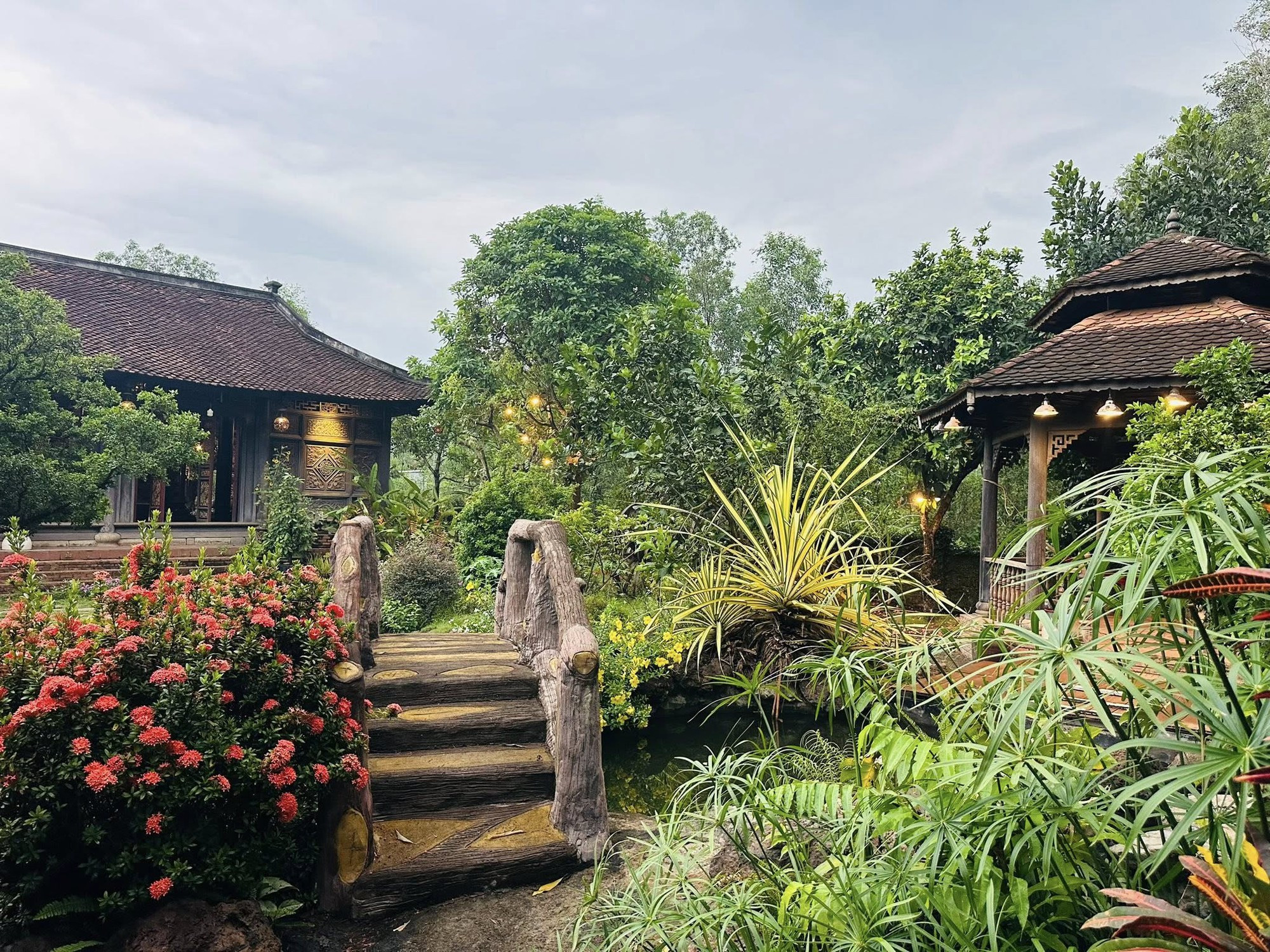 Nam nghệ sĩ phải rời biệt phủ 100 tỷ, rộng 1.600m2 ở Đồng Nai, được nhiều đại gia hỏi mua- Ảnh 4.