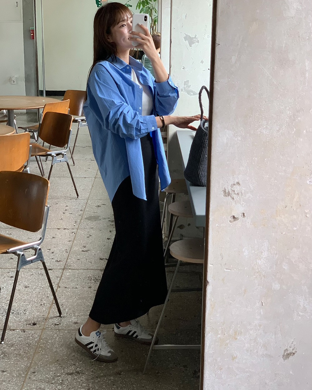 4 mẫu chân váy đẹp nhất để phối cùng áo sơ mi- Ảnh 1.