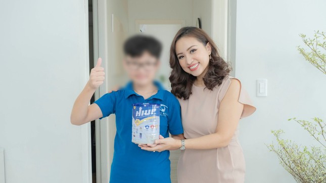 Phạt BTV Quang Minh, MC Thanh Vân Hugo 107,5 triệu đồng vụ quảng cáo sữa HIUP ảnh 2
