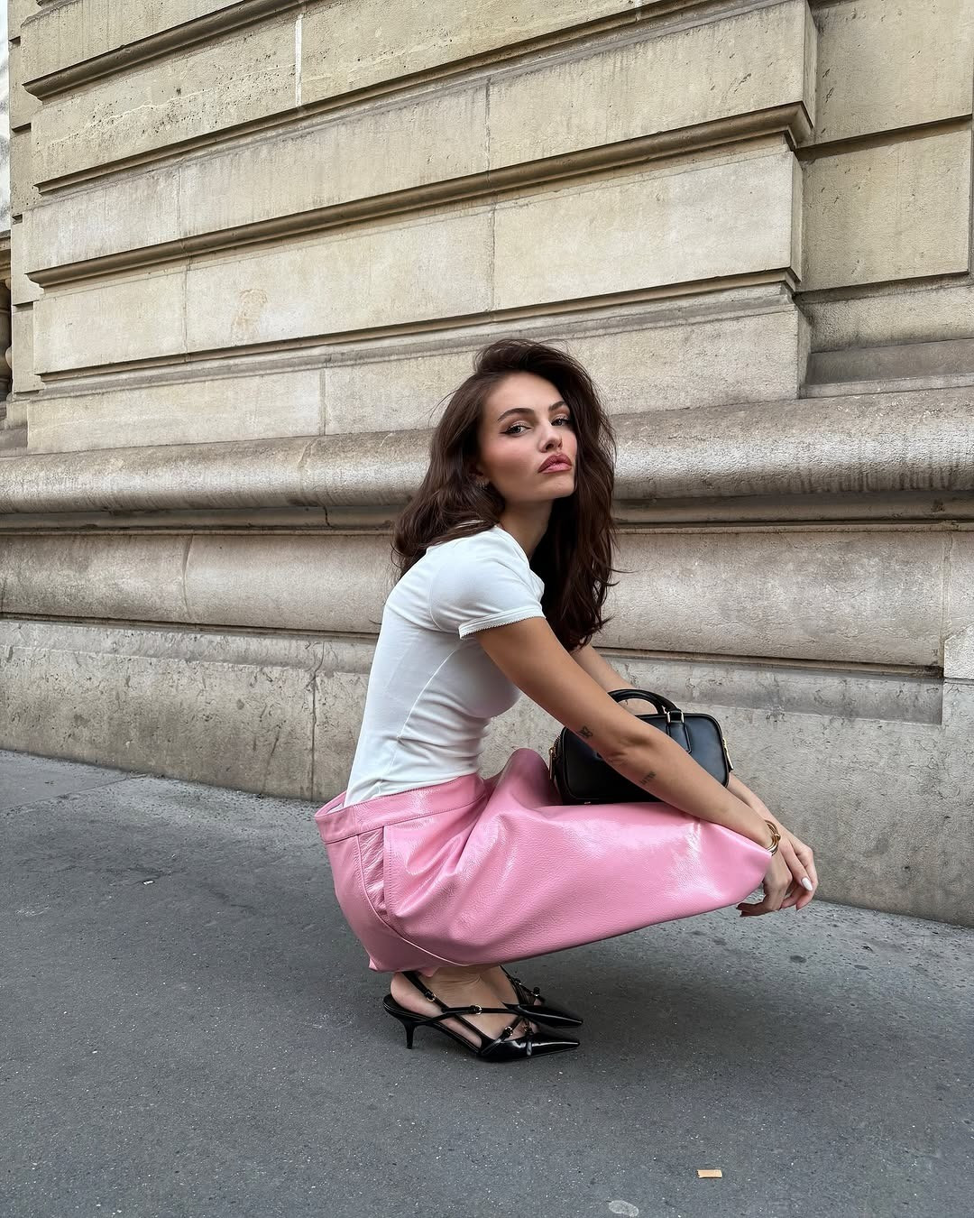 Cô bé đẹp nhất thế giới giờ ra sao ảnh 15