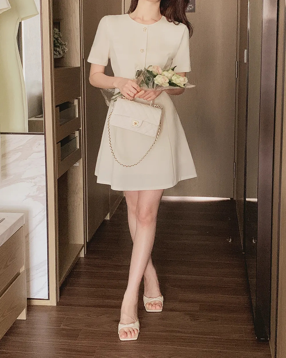 Những món thời trang kéo chân dài miên man- Ảnh 2.