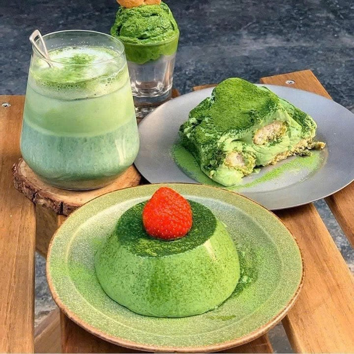 Cơn sốt matcha latte nhuộm xanh quán cà phê, tiệm trà sữa đến cửa hàng bánh kẹo.