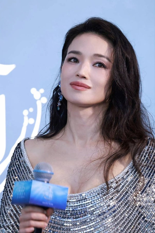 Nhan sắc Thư Kỳ đẹp