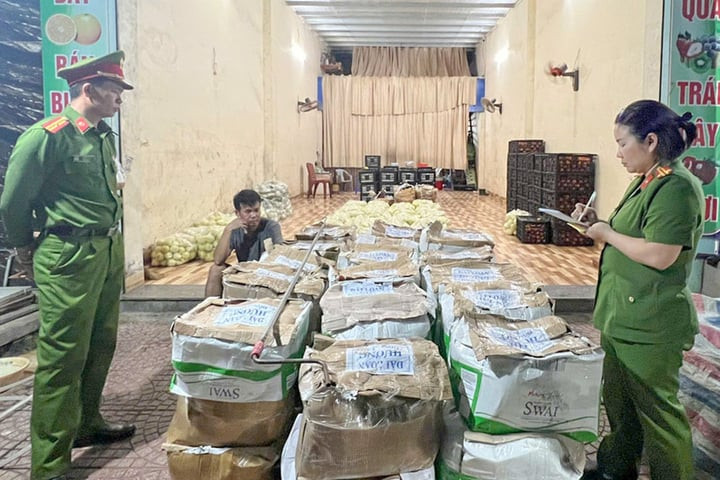 Phát hiện hơn 3 tạ rau củ nhiễm hoá chất độc hại ở Sơn La- Ảnh 3.