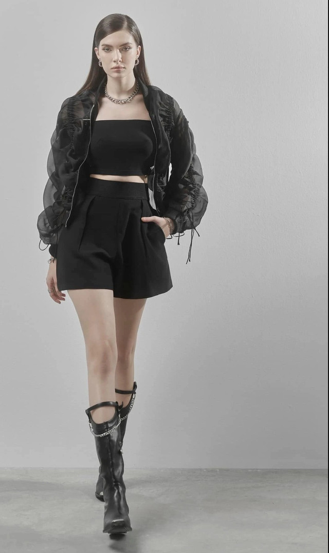 6 outfit mang lại tài lộc cho người mệnh Mộc- Ảnh 3.