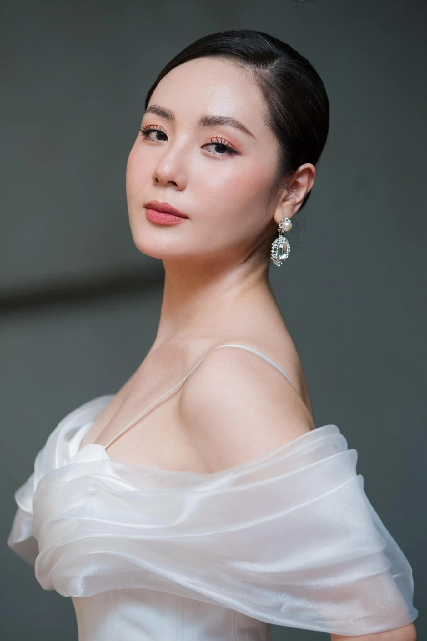 Tuổi 41 chọn lối sống kín tiếng, một mình nhưng không cô đơn của ca sĩ Phương Linh- Ảnh 1.