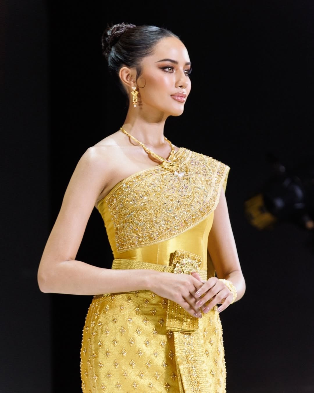 Câu chuyện vượt qua bệnh ung thư của tân Hoa hậu Thế giới ảnh 27