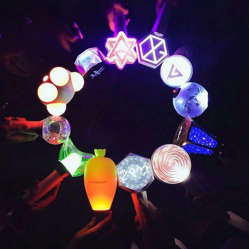 Jack và dàn sao bán lightstick giá triệu đồng, fan vẫn chi mạnh vì điều gì? ảnh 1