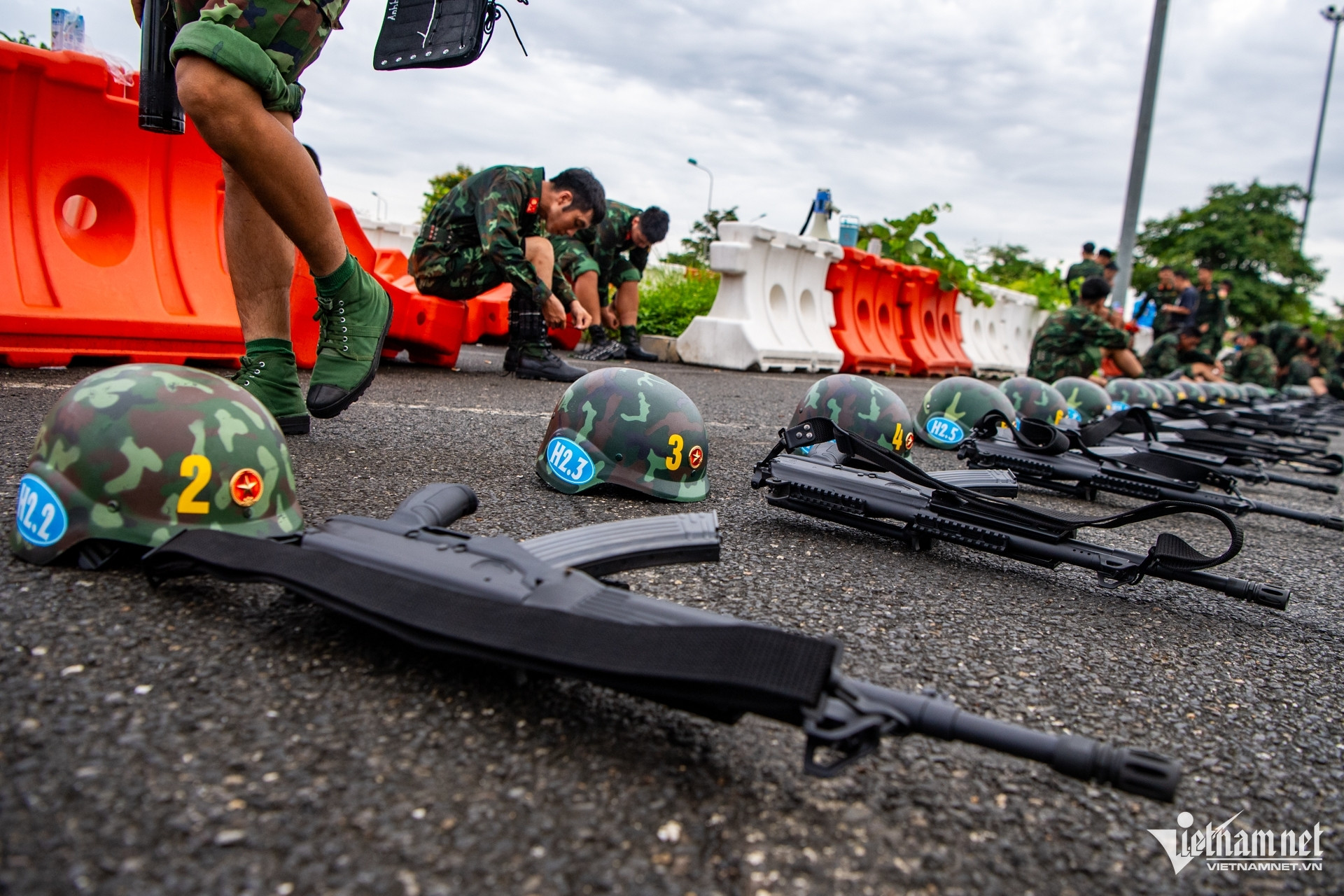 W-dieu binh   a80   binh chung hoa hoc (22).jpg