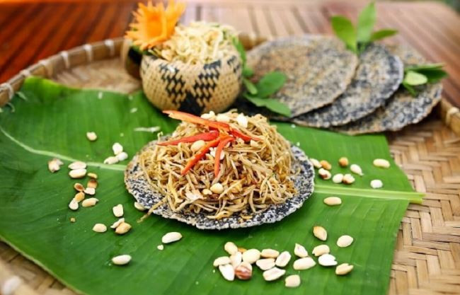 Đặc sản xưa hiếm ai ăn nay được dân phố ưa chuộng, 40.000 đồng/kg- Ảnh 4.