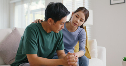 'Đẻ hay không do mình': Lời khẳng định của người chồng 'trưởng họ' khi đối mặt với áp lực gia đình - Ảnh 1.