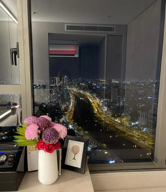 Nam MC được phong 'ông trùm phim Tết' vừa thay thế Trường Giang trong 'Running Man' là ai, giàu có ra sao?- Ảnh 6.