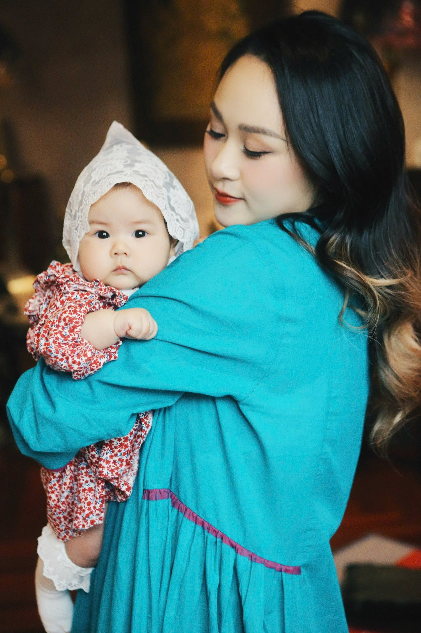 Con gái diva Thanh Lam hot không kém mẹ nhờ nhan sắc sau 6 tháng sinh gây sốt