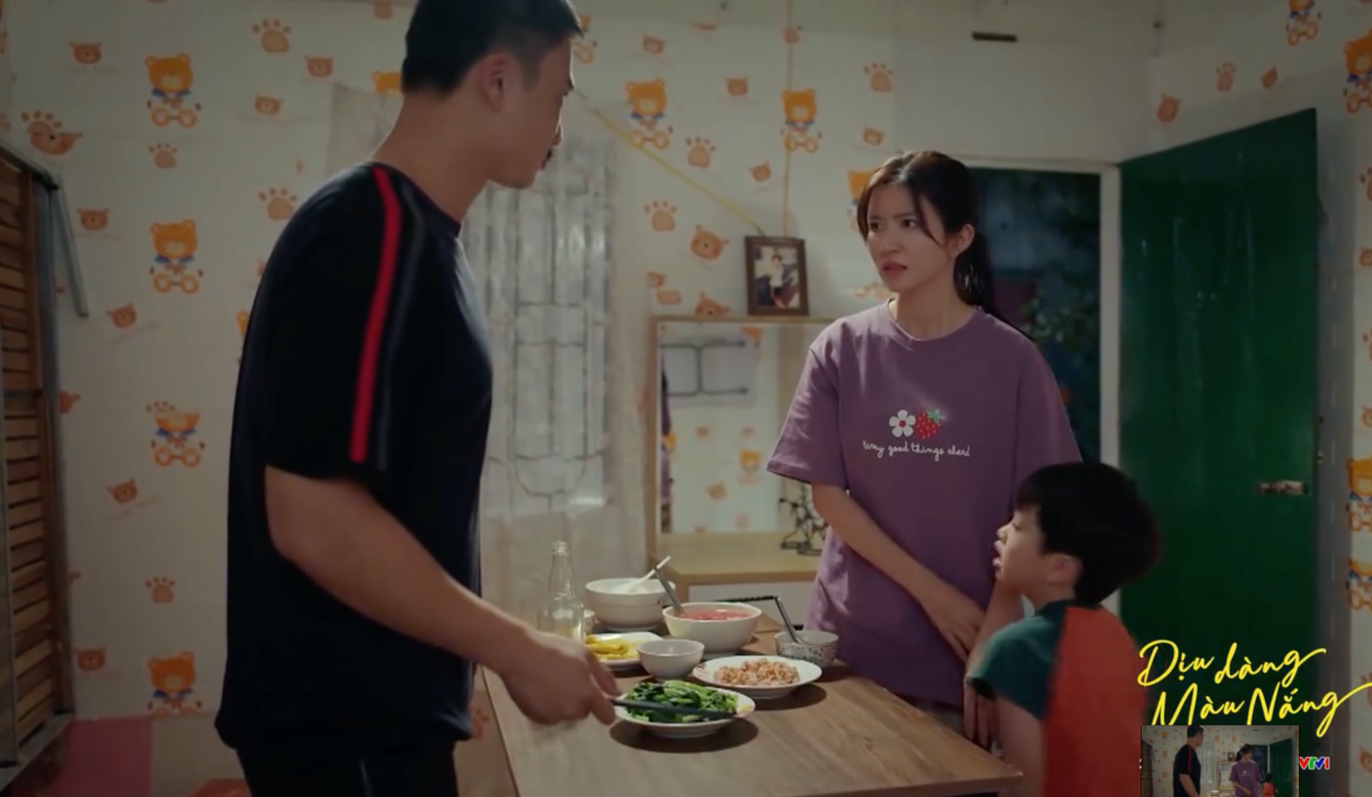 Diễn viên Duy Hưng