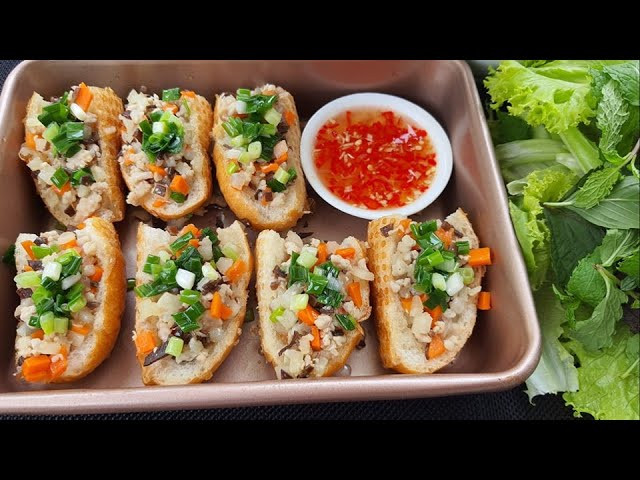 Khách Tây ăn thử 1 món bánh mì rất lạ ở Việt Nam, nhiều người Việt sửng sốt vì lần đầu nghe tên- Ảnh 4.