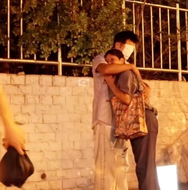 Nam thần chán showbiz, rẽ hướng mở quán lẩu và cái kết không ngờ- Ảnh 7.