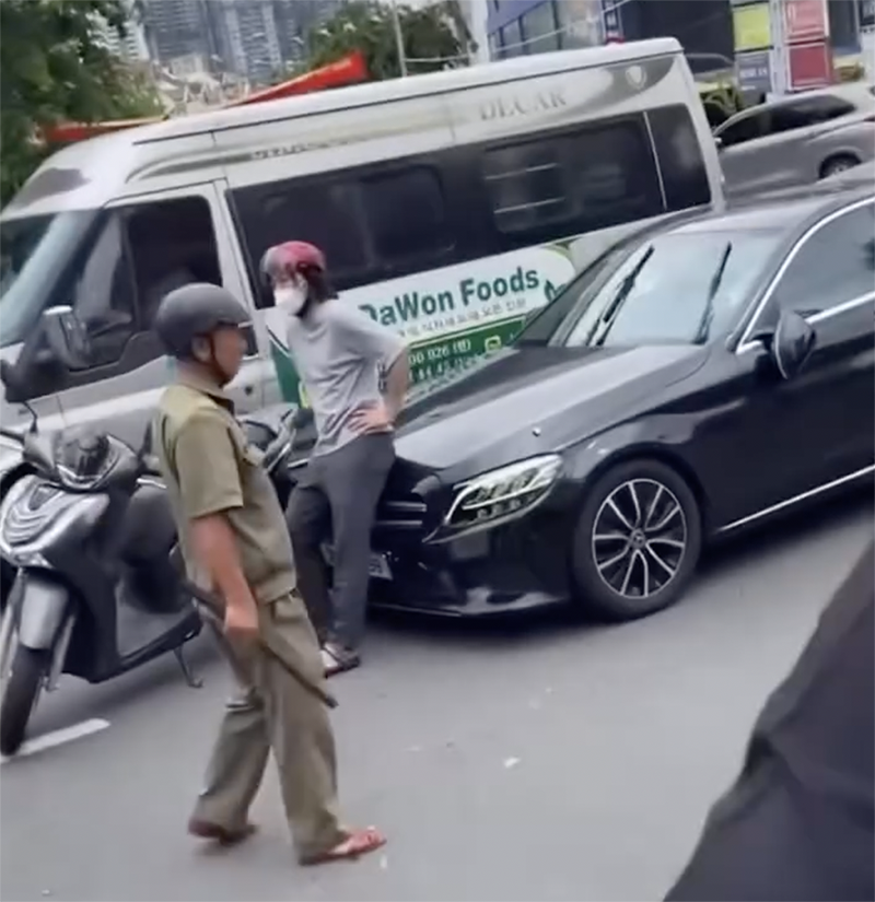 dap pha xde mer 2.png