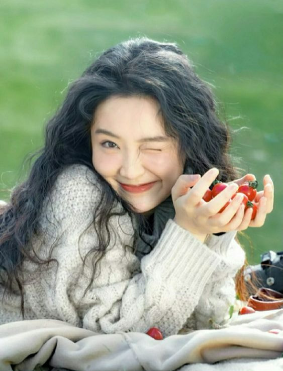 Tử vi 3 con giáp may mắn nhất thứ Sáu 136 Thần tài phát lộc tiền của đầy nhà