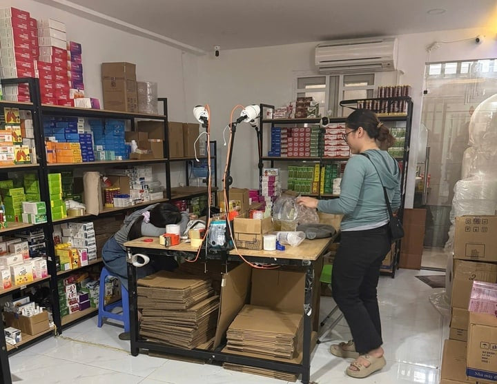 Vụ đổ trộm thực phẩm chức năng ở TP.HCM: Còn 1 kho hàng chưa kịp phi tang- Ảnh 2.