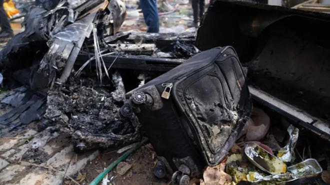 roi may bay an do 5.jpg