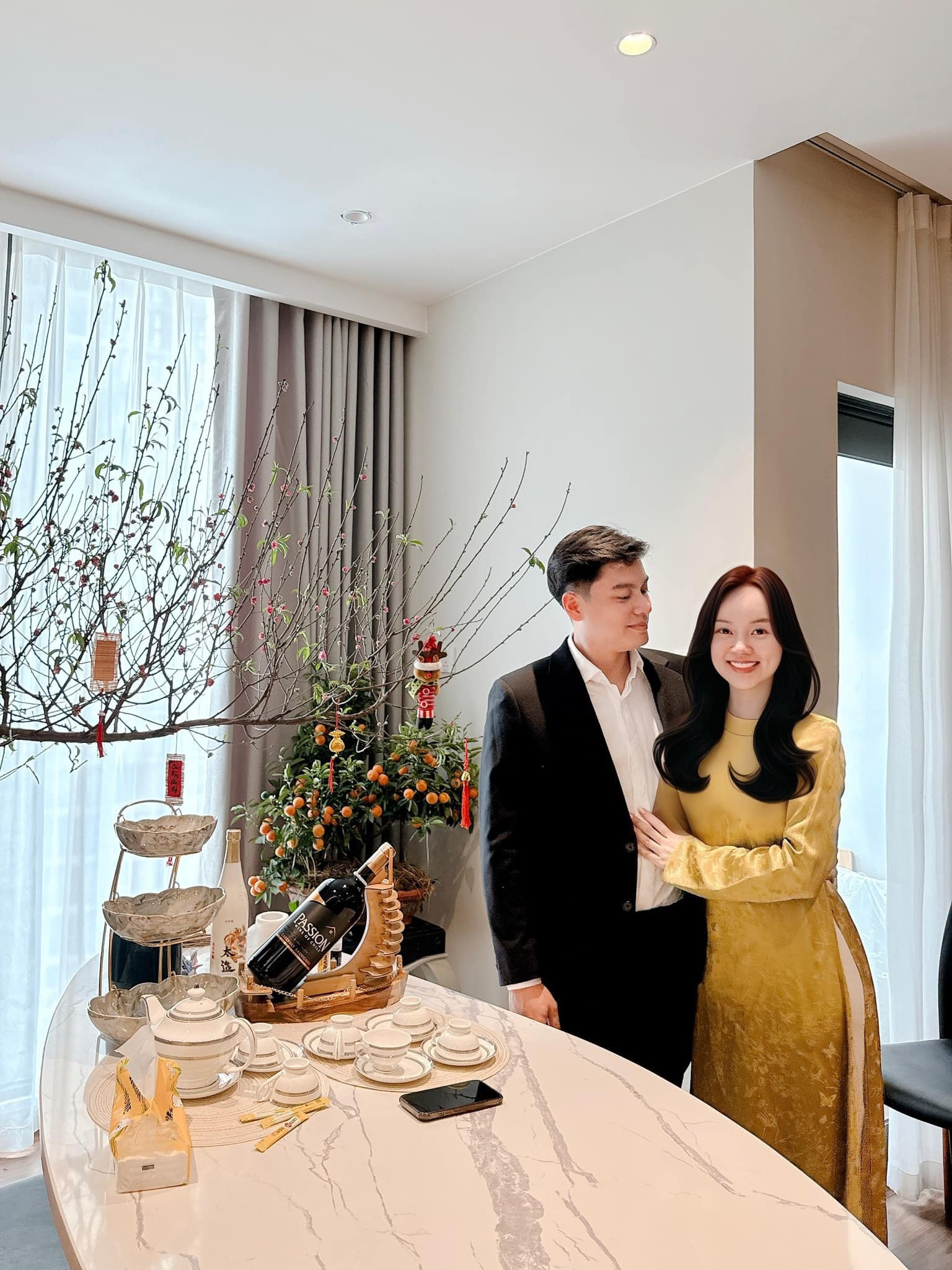 Ngỡ ngàng nhan sắc của Ly Kute sau 2 năm lấy chồng làm trong ngành công an